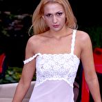 First pic of ..:: HOT XXX BLONDE ::..