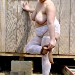 Third pic of Mass Nylon Matures