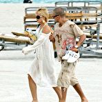 First pic of Mena Suvari