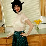 First pic of Naughty Teacher Julia from World of Clothing Fetish!