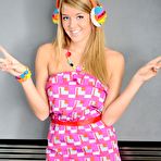 First pic of Sophia Is Feeling Hot