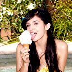First pic of Zoey Kush Stripping Naked On A Hot Day