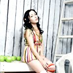 First pic of Slim All Natural Brunette Shows Sexy Ass