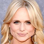 First pic of Miranda Lambert sexy cleavage at Country Music Awards