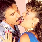 First pic of Rodox Sexy seventies lady gives a good blowjob
