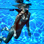 Fourth pic of Lorena Garcia - Lorena Garcia takes her bikini off on the balcony and shows us her body in the pool.
