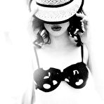 Third pic of Rose Mcgowan