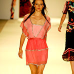 Third pic of Canadian fashion model and actress Noot Seear naked scans and runway shots