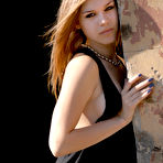 First pic of Darinka in Smooth Light - Zemani - Erotic Beauties - Listed by libraryofthumbs.com