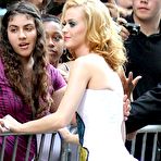 Fourth pic of Katy Perry legs and upskirt at The Smurfs premiere