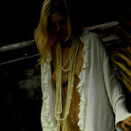 Fourth pic of Wiska - Wiska is a beautiful and slim babe who is crazy about naked walks in the garden.