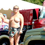 First pic of Outdoor Mature - Hot Daily Updates!