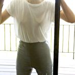 Third pic of Lauren Cohan without bra under white t-shirt
