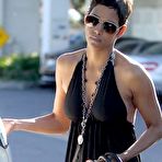 Second pic of  Halle Berry fully naked at TheFreeCelebMovieArchive.com! 