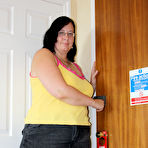 First pic of UK Handjobs Photo Gallery