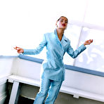 Fourth pic of salma hayek purple sexy dress @ 12pix