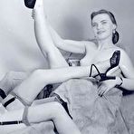 Fourth pic of Retro Babes