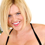 Second pic of Krissy Lynn Curvy Pornstar Flashes Big Round Boobs