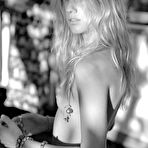 First pic of Zippora Seven small tits and shaved pussy photoset