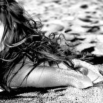 Third pic of Gisele Bundchen sexy, topless and undressed scans