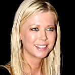 First pic of Tara Reid nice cleavage in black dress