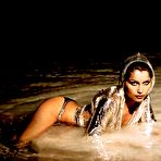 Fourth pic of Laetitia Casta
