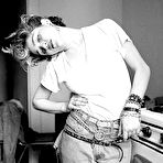 First pic of Madonna blacl-&-white early shots