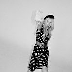 Fourth pic of Avril Lavigne