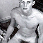 Fourth pic of Vintage man