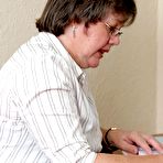 Fourth pic of mature amateurs