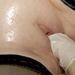 Second pic of Chubby mom getting fisted and toy fucked