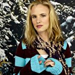 Fourth pic of Juliette Lewis non nude posing photosets