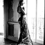First pic of Amanda Seyfried two non nude photosets