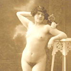 Second pic of Vintage lady