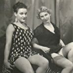 Second pic of Retro Babes