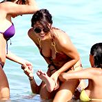 Fourth pic of Arianny Celeste shows off her bikini body at the beach