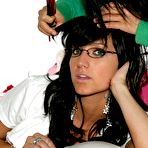 Fourth pic of Ashlee Simpson