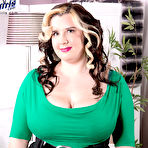 First pic of XLGirls.com - Marilyn White - Endless Curves