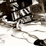 Fourth pic of Vintage man