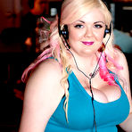 First pic of XLGirls.com - Suzumi Wilder - Gamer Babe 