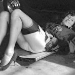 Fourth pic of Retro Porn