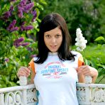 First pic of Molly - Street Flashing :: Sweet T and A