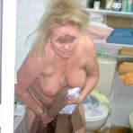 Second pic of Family voyeur, hidden cam, moms spied