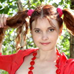 Fourth pic of Teenager on hammer away nature