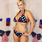 First pic of www.NaughtyAlysha.com