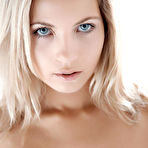 Fourth pic of Met-Art presents Jenni in "Kinean" by Erro added on 05-08-2007