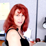 First pic of MILF Porn