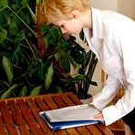 First pic of SecretaryPantyhose :: Trudy&Gladys lustful office pantyhosers