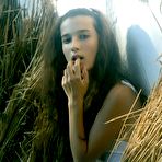Second pic of Beautiful natural teen Sophie posing outdoors - MET-ART - 4 Hairy Pussy