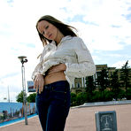 Fourth pic of :: www.jeansandpanties.com ::